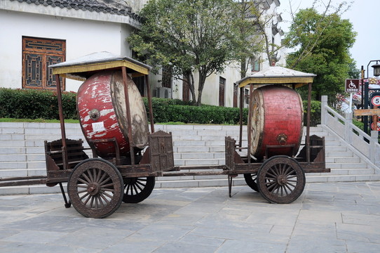 古戰(zhàn)車