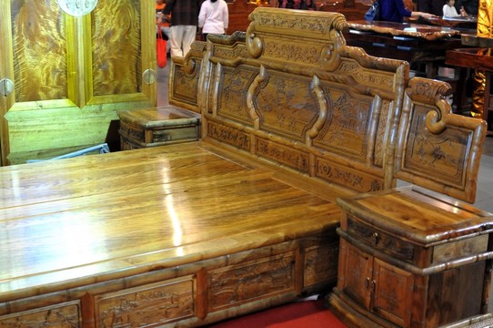 金絲楠木家具 大床