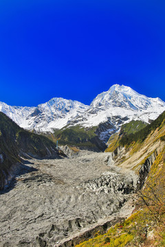 海螺溝貢嘎雪山