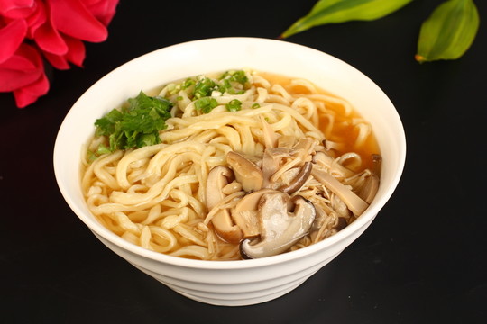 什錦蘑菇面