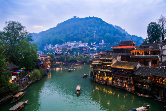 鳳凰古鎮(zhèn)