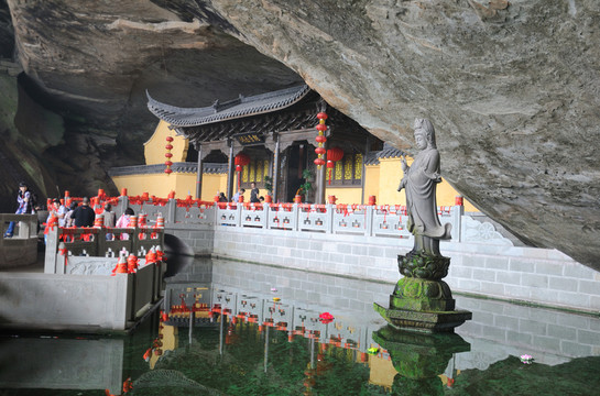 青龍瀑布風(fēng)景區(qū)