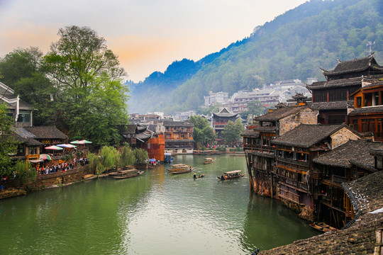 鳳凰古鎮(zhèn)