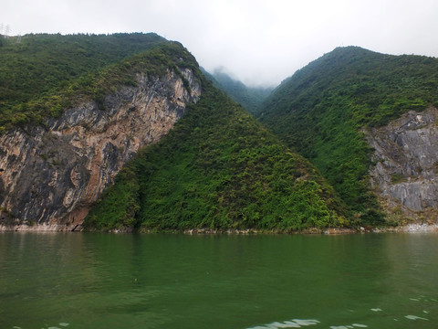 三峽蓄水
