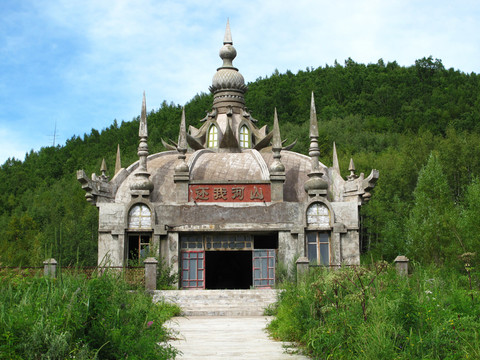 北國(guó) 岳王廟
