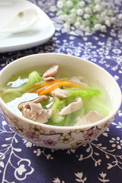 蔬菜肉片湯