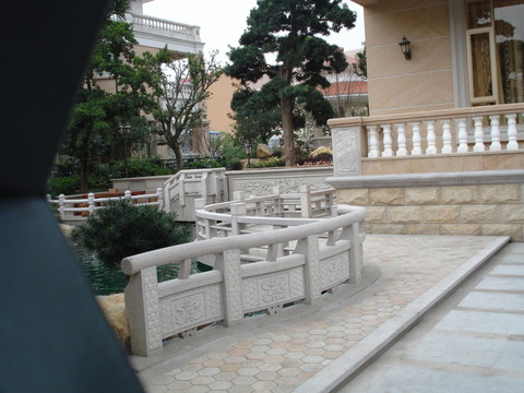 現(xiàn)代建筑
