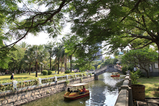 公園游船