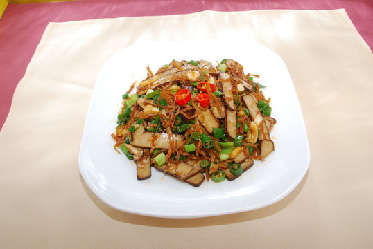 丁香魚炒雞蛋香干