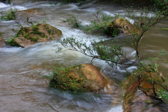 四洞溝珍珠灘水上盆景