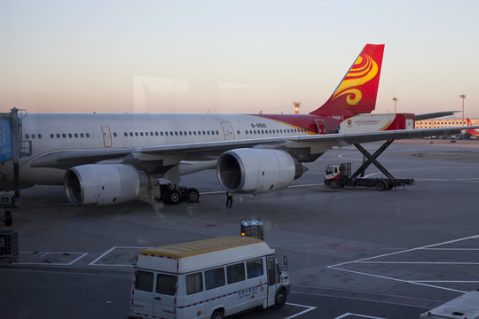 飛機(jī)場(chǎng) 停機(jī)坪 航空服務(wù) 機(jī)場(chǎng)