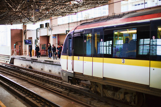城際列車 地鐵 車站 火車站