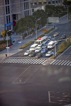 上海 浦東 都市 十字路口