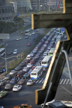 上海 浦東 都市 十字路口