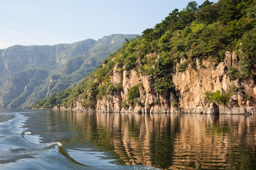 燕塞湖