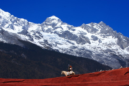 玉龍雪山
