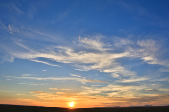 夕陽(yáng)