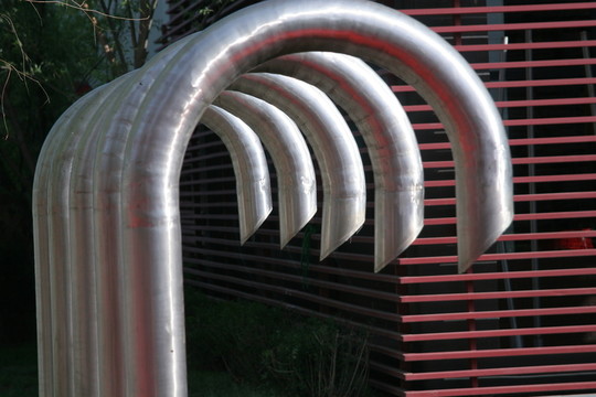 回轉(zhuǎn)的管道