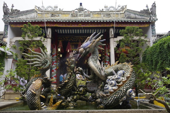 龍雕塑