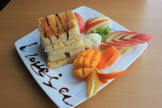 糕點(diǎn)水果