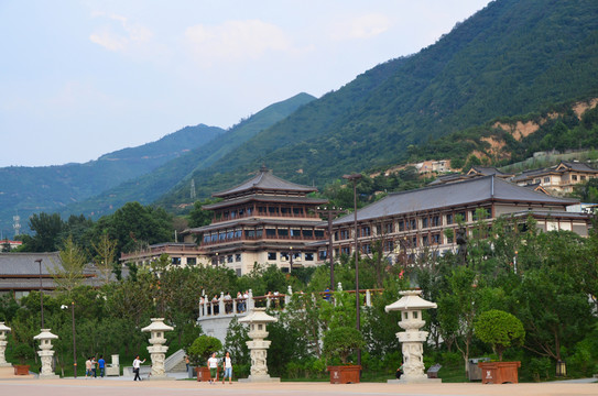 華清池