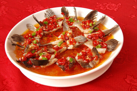 剁椒回魚翅