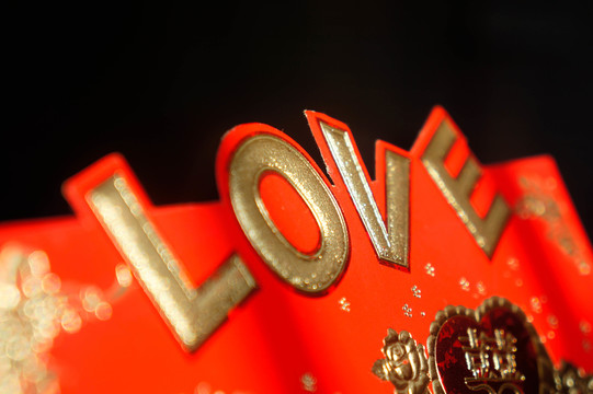 LOVE 愛