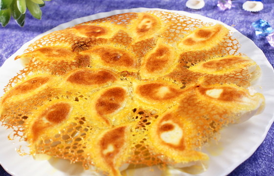 冰花煎餃