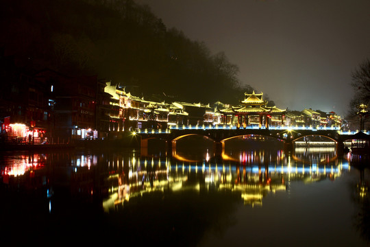 鳳凰古城夜景
