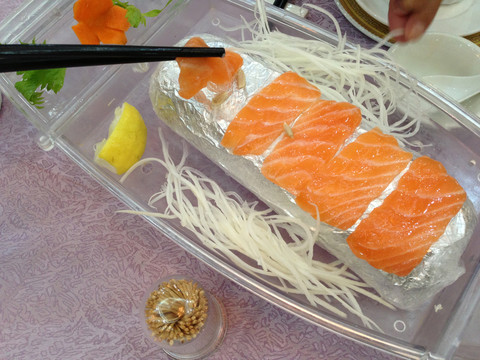 三文魚 刺身 美食 時(shí)尚 餐飲