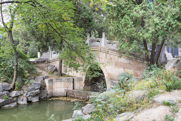 北京大學(xué) 石橋