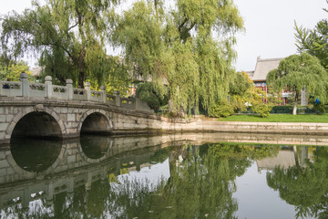 北京大學(xué)校友橋