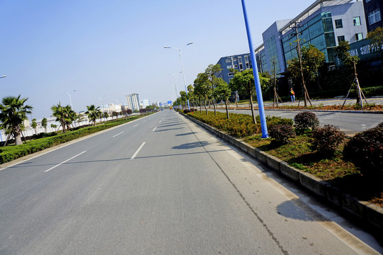 道路