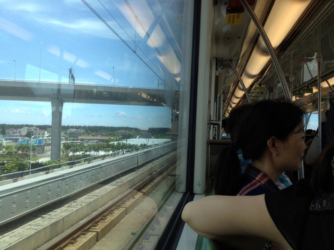 城鐵 地鐵 車廂 城市交通
