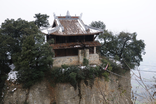 江油竇團(tuán)山