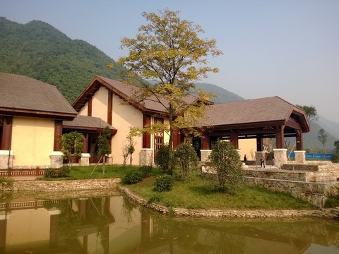 度假山莊
