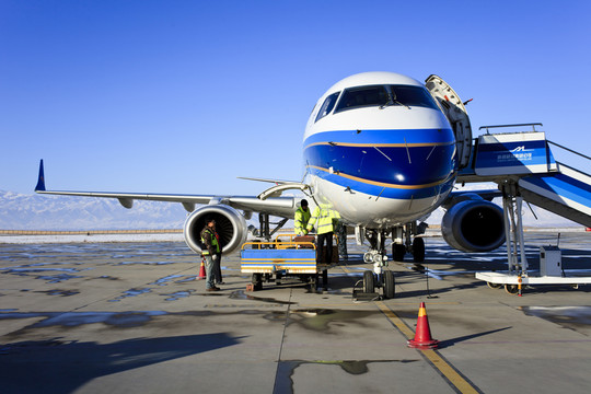 飛機(jī)