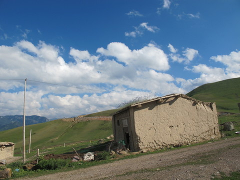 山村小屋