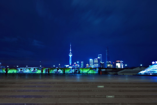 東方明珠夜景（帶人文）