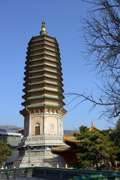 八大處靈光寺舍利塔