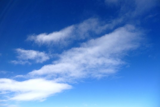 藍(lán)天白云