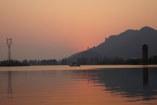 夕陽(yáng)