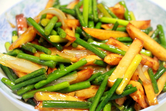 土豆條燒蒜苔