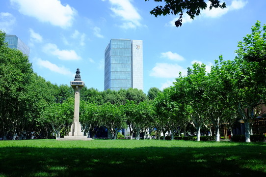 同濟大學
