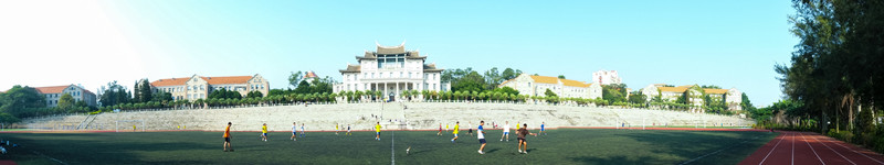 廈大上弦場全景