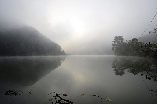 廣東韶關(guān)南雄帽子峰保護區(qū)山水