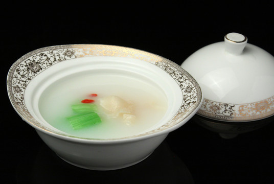 菜苔燉魚(yú)唇