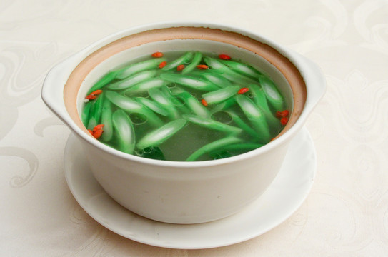 廣東菜心燉排骨