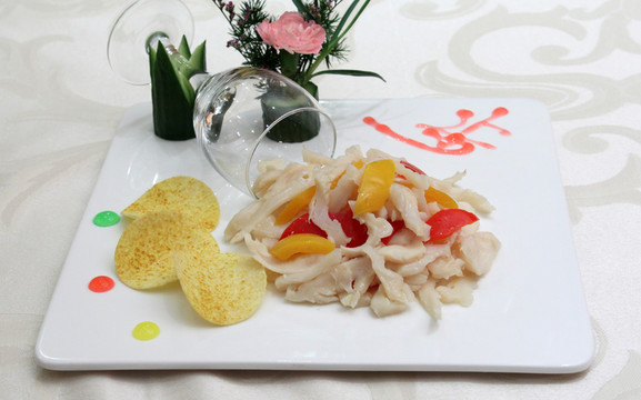 芥味魚唇