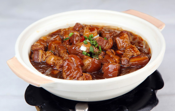 砂鍋粉條紅燒肉